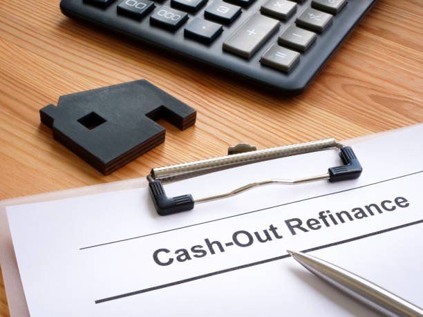 Diagram explaining the cash-out refinance process and eligibility in Riverton, UT.