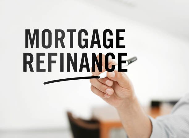 Visual highlighting mortgage refinancing options with top lenders in Twin Falls, ID.
