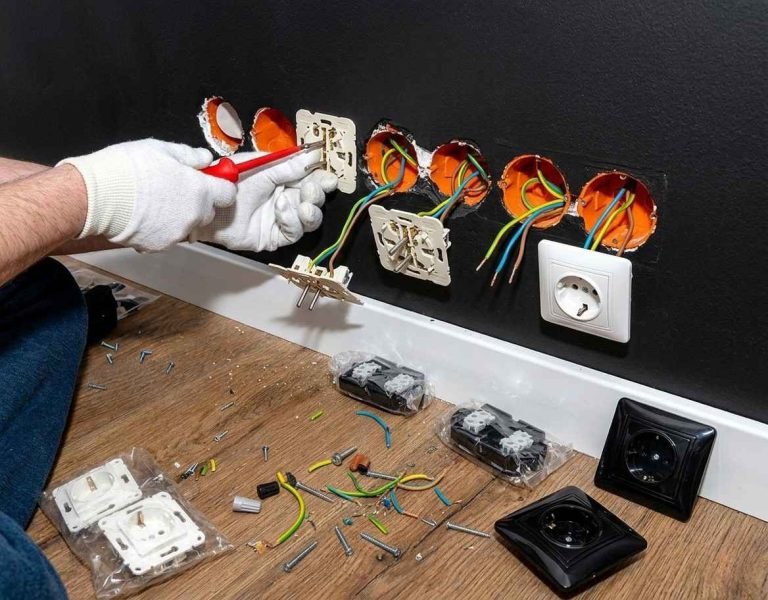 safe-Electrical-Repairs-and-Installation-in-Dearborn-m